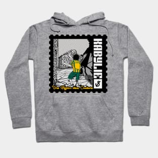 Enfant Jouant parmi les Maisons Kabyles Hoodie